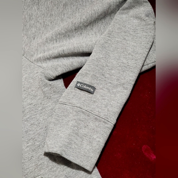 Columbia Sportswear Company Hoodie Sweatshirt - Picture 3 of 8